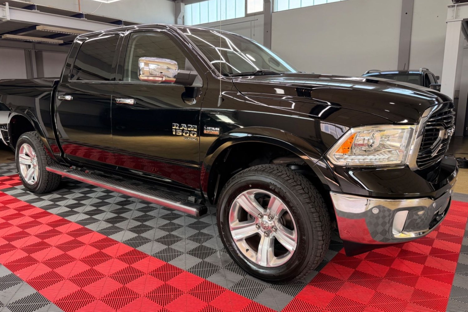 Dodge Ram Crew Cab Laramie 2020